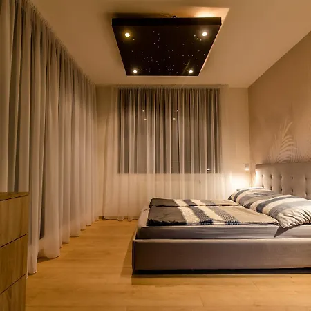 Duna Terrace * Budapest