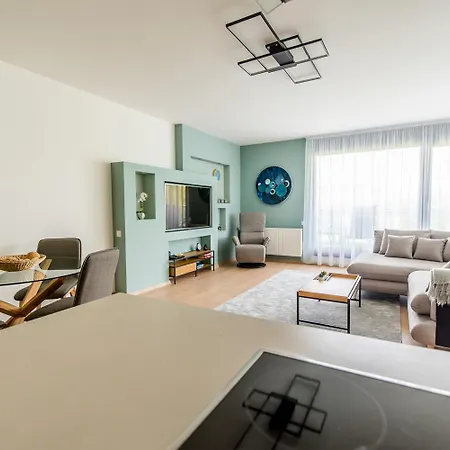 Duna Terrace Apartment